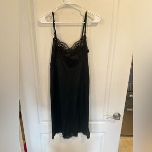 JC Penny women’s vintage black nylon chemise nightgown sz 12